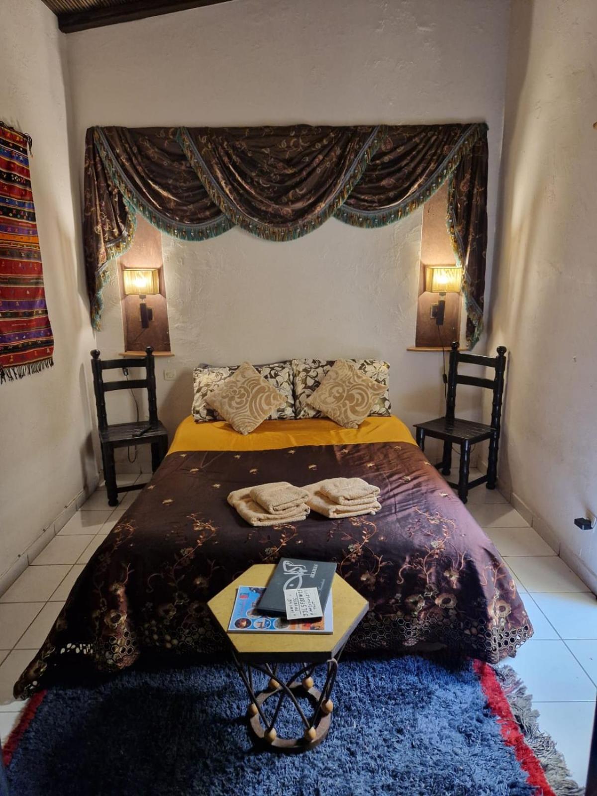 Habitación en casa particular Maison Noe , Al Quaria , Ab40 Marrakesh